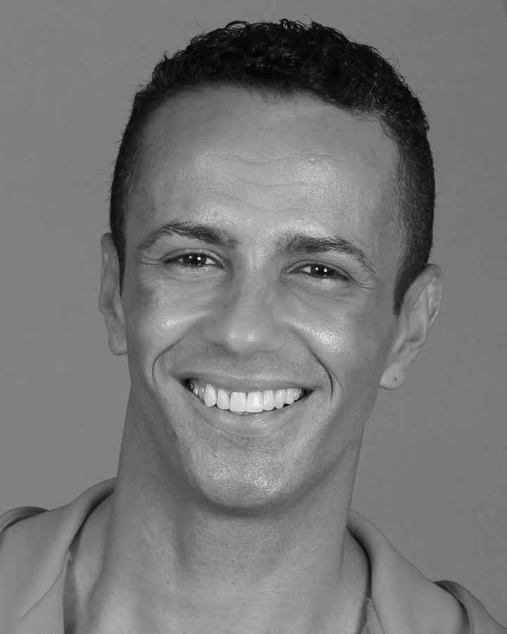 Reinaldo Pilates Studio Trainer - The Pilates Standard